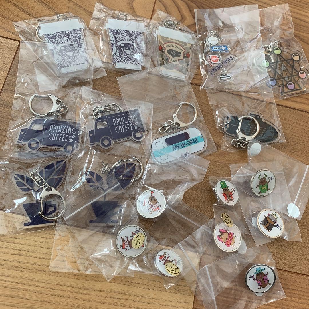 DEVISE WORKS コーヒー三種の神器セットの一部と横長マルチケース